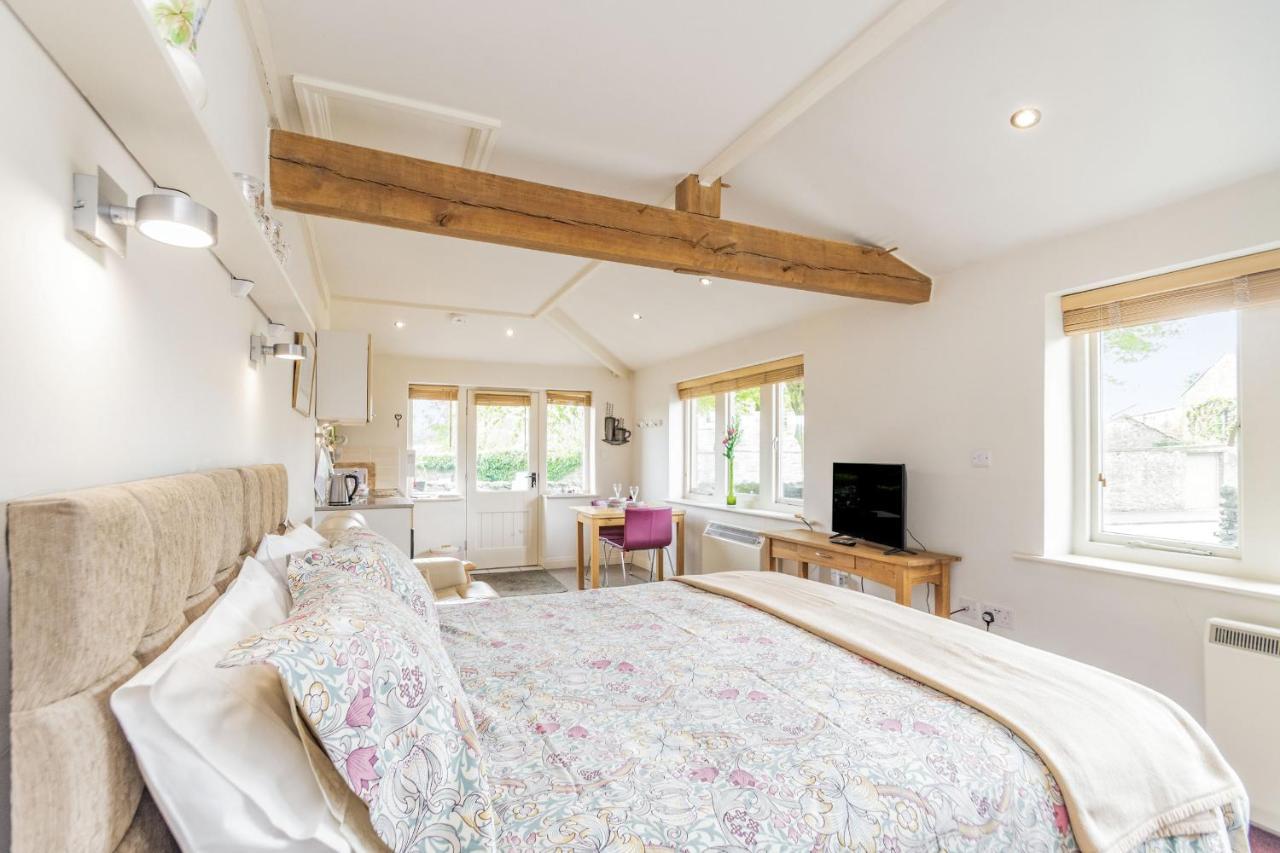The Friendly Room Austwick Bagian luar foto